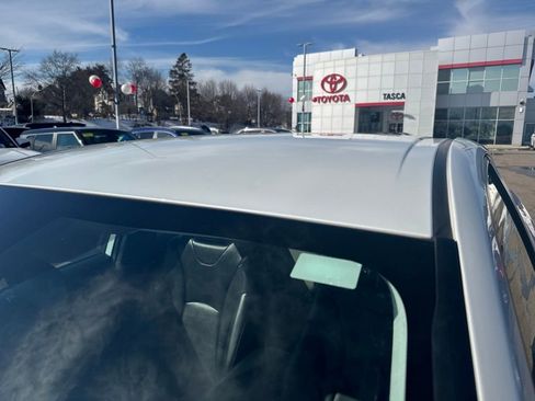 Used 2021 Toyota Prius Prime XLE image 46