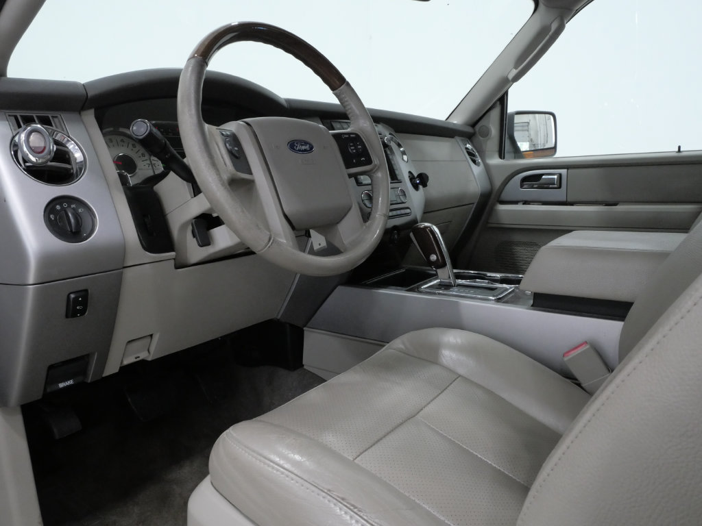 Used 2010 Ford Expedition Limited AWD/4WD image 12