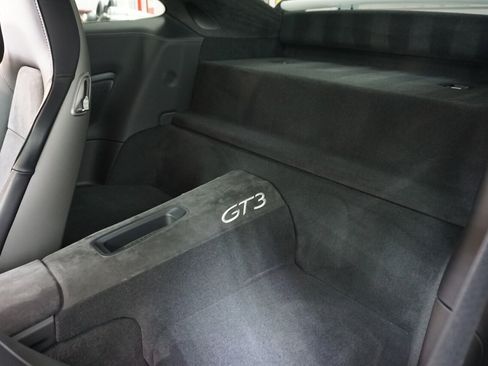 Used 2015 Porsche 911 GT3 RWD image 12