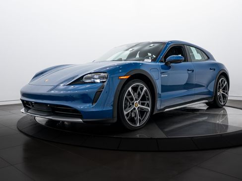 Certified 2024 Porsche Taycan 4 Cross Turismo image 1