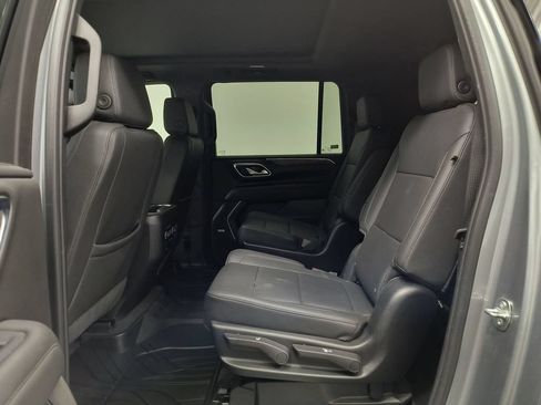 Used 2024 Chevrolet Suburban Z71 w/ Luxury Package AWD/4WD image 22