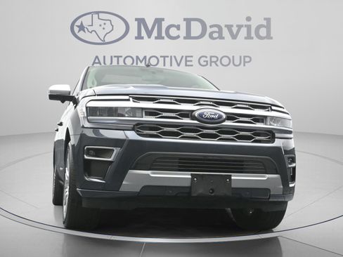 Used 2023 Ford Expedition Platinum RWD image 35