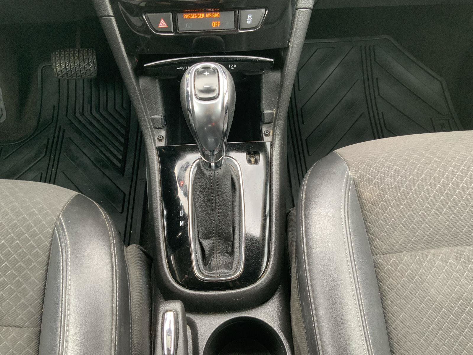 Used 2018 Buick Encore Preferred AWD/4WD image 39