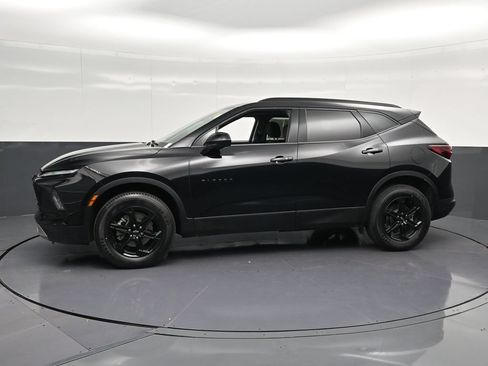 Used 2024 Chevrolet Blazer LT w/ Midnight/Sport Edition FWD image 7