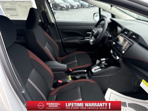 New 2025 Nissan Versa SR w/ Trunk Package FWD image 17