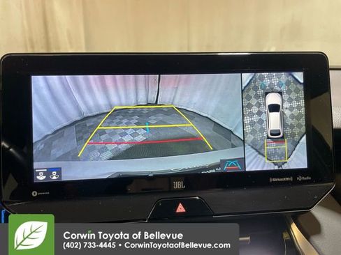 Certified 2021 Toyota Venza Limited image 19