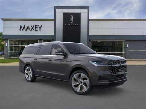 New 2026 Lincoln Navigator L Black Label AWD/4WD image 99