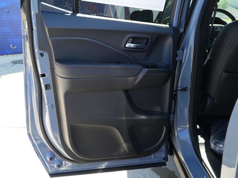 New 2026 Honda Ridgeline Black Edition image 18