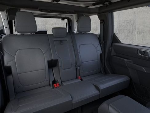 New 2026 Ford Bronco Outer Banks AWD/4WD image 11
