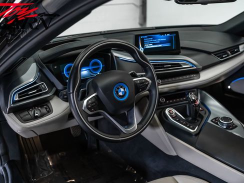 Used 2015 BMW i8 image 25