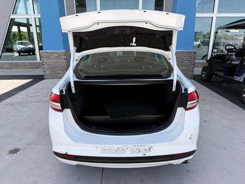 Used 2018 Ford Fusion SE w/ Equipment Group 602A FWD image 38