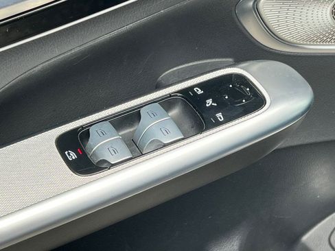 Certified 2023 Mercedes-Benz GLC 300 4MATIC image 19