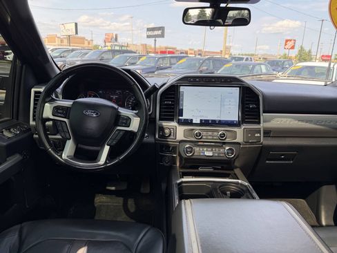 Used 2022 Ford F450 Platinum w/ FX4 Off-Road Package AWD/4WD image 44