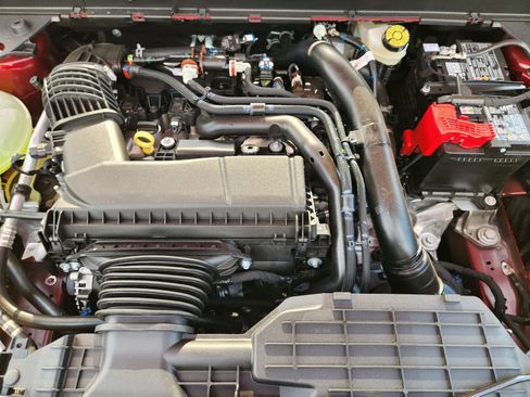 New 2026 Ford Maverick XLT image 25