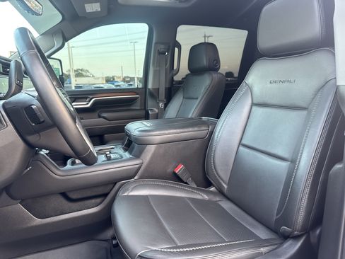 Used 2024 GMC Sierra 2500 Denali w/ Denali Reserve Package AWD/4WD image 6