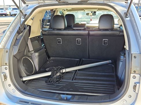 Used 2014 Mitsubishi Outlander GT image 7