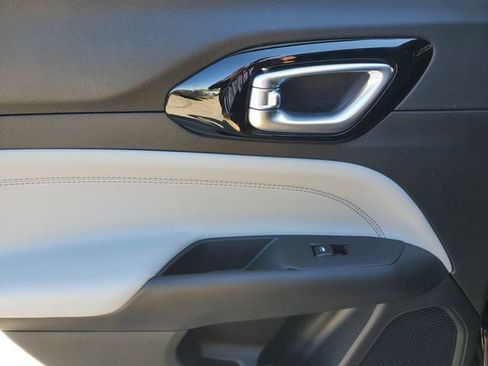 New 2026 Jeep Compass Limited image 15