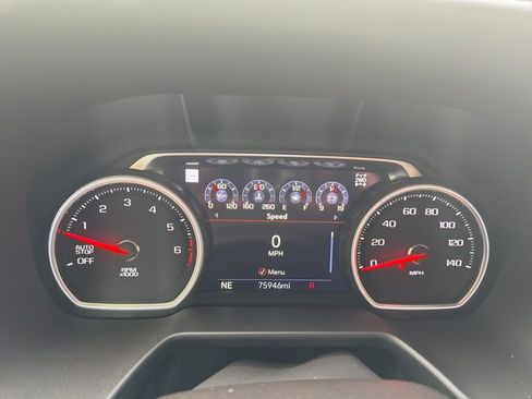 Used 2021 Chevrolet Tahoe Premier AWD/4WD image 33
