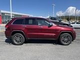 Used 2017 Jeep Grand Cherokee Limited image 2