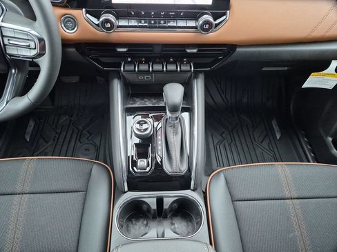 New 2026 GMC Canyon AT4 w/ Technology Plus Package AWD/4WD image 13