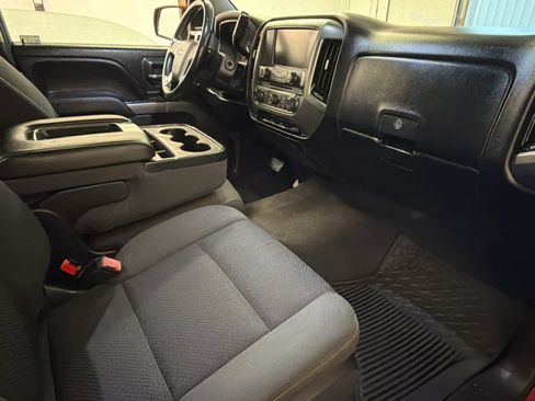 Used 2018 Chevrolet Silverado 1500 LT w/ All Star Edition image 21