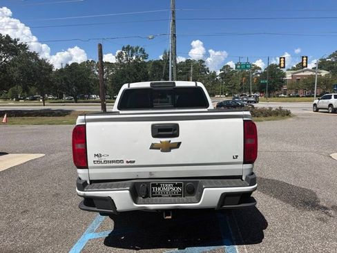 Used 2020 Chevrolet Colorado LT w/ LT Convenience Package RWD image 5