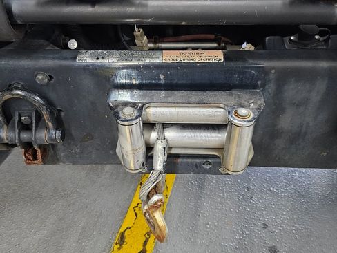 Used 2000 HUMMER H1 4-Door Open Top AWD/4WD image 15