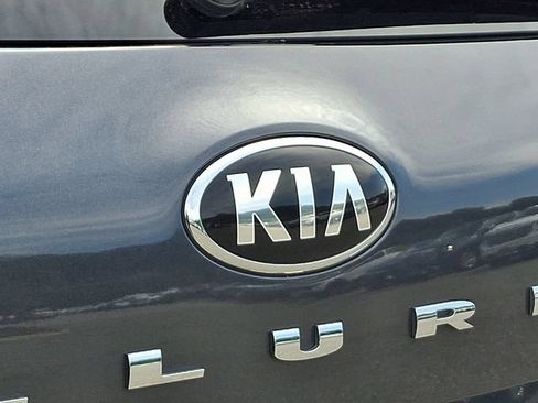 Used 2021 Kia Telluride LX AWD/4WD image 30