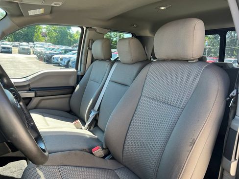 Used 2018 Ford F150 XLT w/ Equipment Group 302A Luxury AWD/4WD image 4