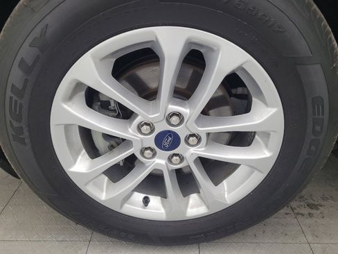 Used 2020 Ford Escape SE image 31