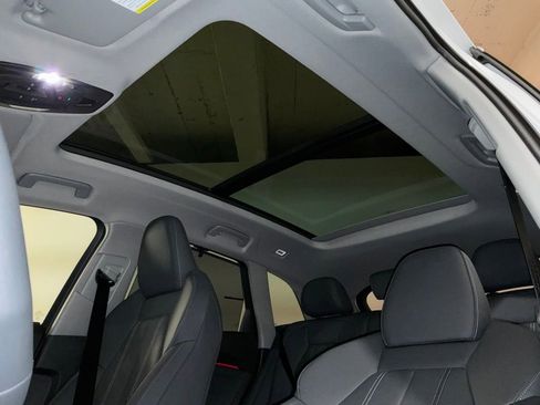 New 2025 Audi Q5 2.0T Premium Plus image 5