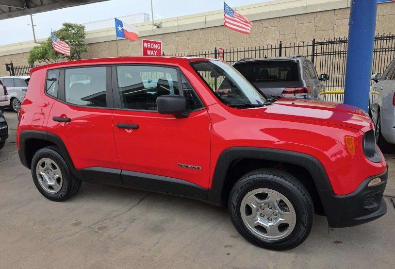 Used 2018 Jeep Renegade Sport w/ Power & Air Group AWD/4WD image 2