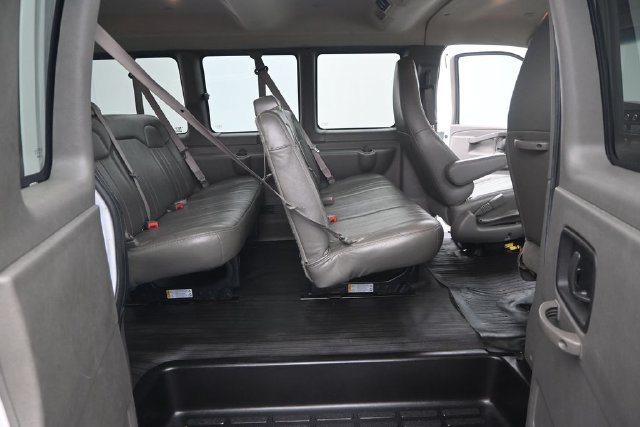 Used 2022 Chevrolet Express 2500 LS w/ Driver Convenience Package RWD image 9
