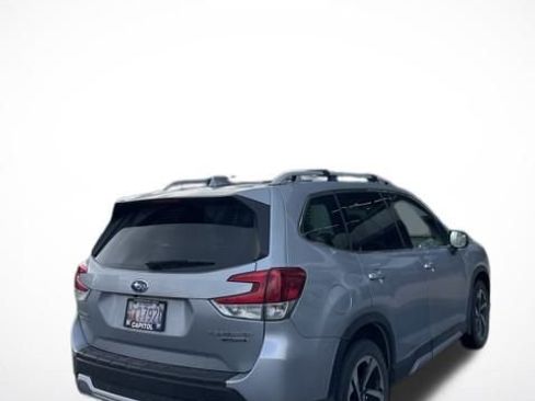Used 2023 Subaru Forester Touring image 5