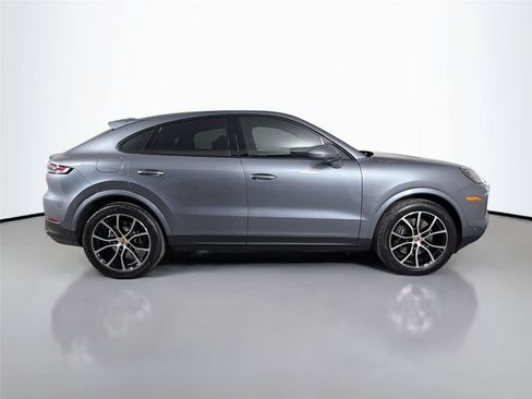 Certified 2026 Porsche Cayenne Coupe AWD/4WD image 8