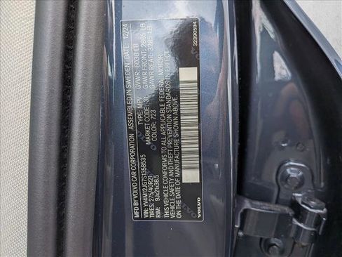 Used 2025 Volvo XC90 B5 Ultra image 27