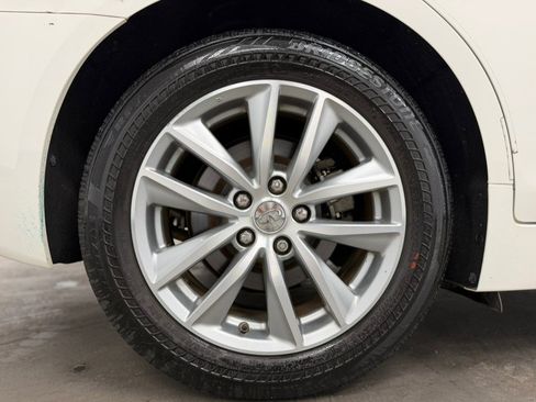 Used 2019 INFINITI Q50 Pure AWD/4WD image 70