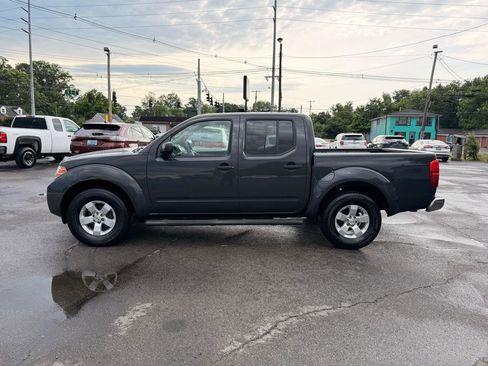 Used 2013 Nissan Frontier SV w/ SV Value Truck Pkg RWD image 5