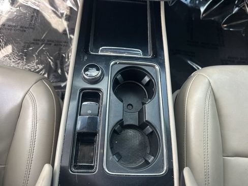 Certified 2021 Lincoln Corsair FWD image 21