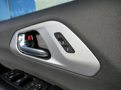 New 2026 Chrysler Pacifica Limited w/ S Appearance Package FWD image 26