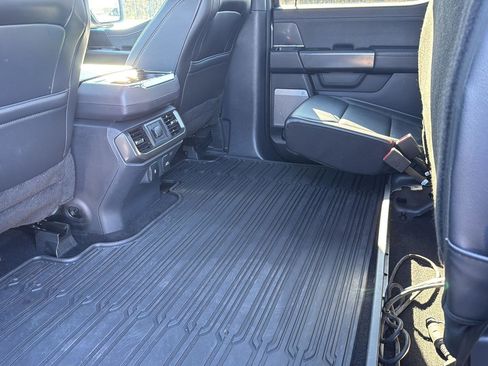 Used 2024 Ford F150 Lariat w/ FX4 Off-Road Package image 28