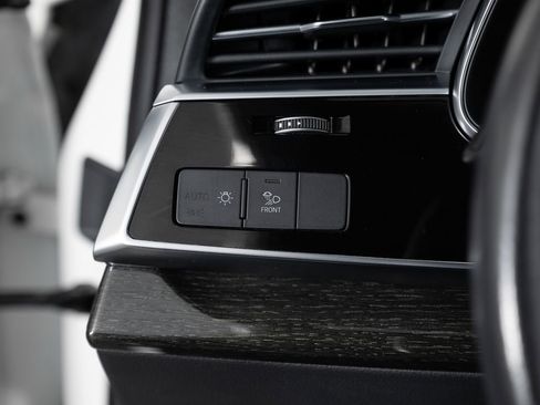 Used 2021 Audi Q7 2.0T Premium w/ Convenience Package image 41