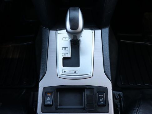 Used 2012 Subaru Outback 2.5i Limited w/ Moonroof Pkg image 37