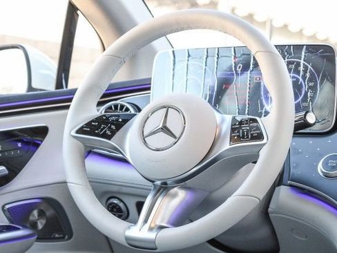 Certified 2025 Mercedes-Benz EQE 350+ 4MATIC Sedan image 16