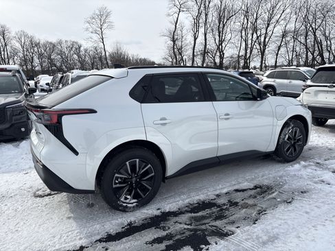 New 2026 Subaru Solterra Premium image 6