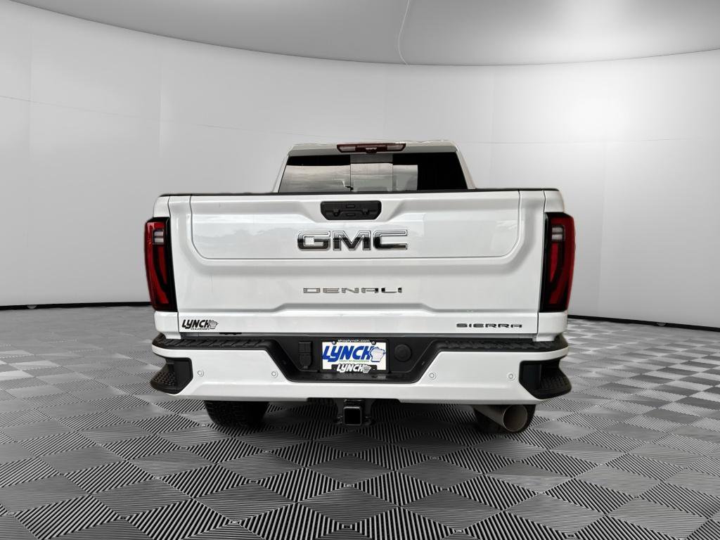 New 2026 GMC Sierra 3500 Denali Ultimate AWD/4WD image 4