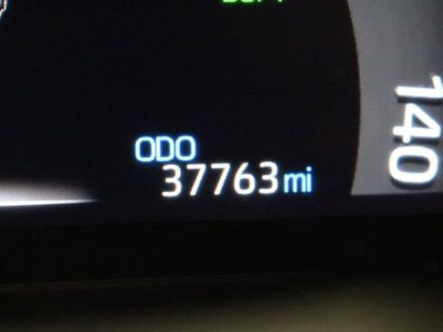 Used 2023 Toyota RAV4 XLE w/ Convenience Package image 16