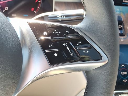 Certified 2026 Mercedes-Benz GLC 300 4MATIC image 22