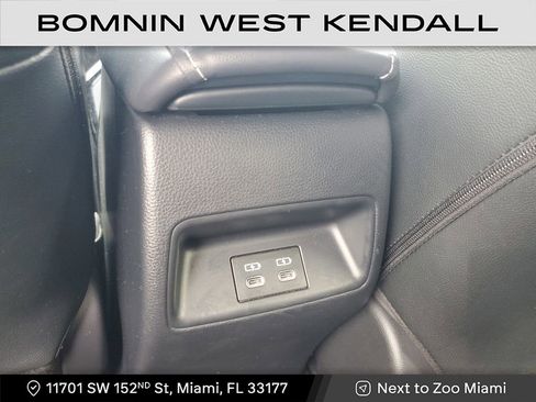 Used 2023 Toyota Corolla XSE image 14