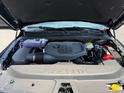 New 2026 RAM 1500 Big Horn AWD/4WD image 18